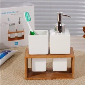 Σύνολο ανατροπέων σαπουνιών μπαμπού